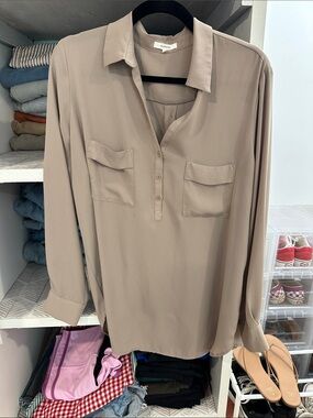 Pleione Taupe Button-Front Pullover Blouse
